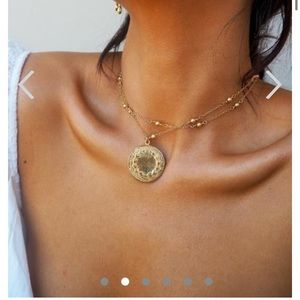 Looking for lili claspe thoul choker